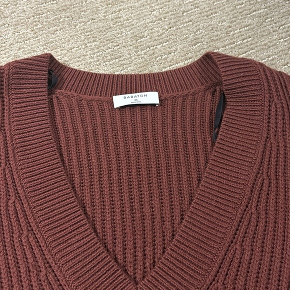 Aritzia Babaton Roger Sweater - Picture 4 of 4